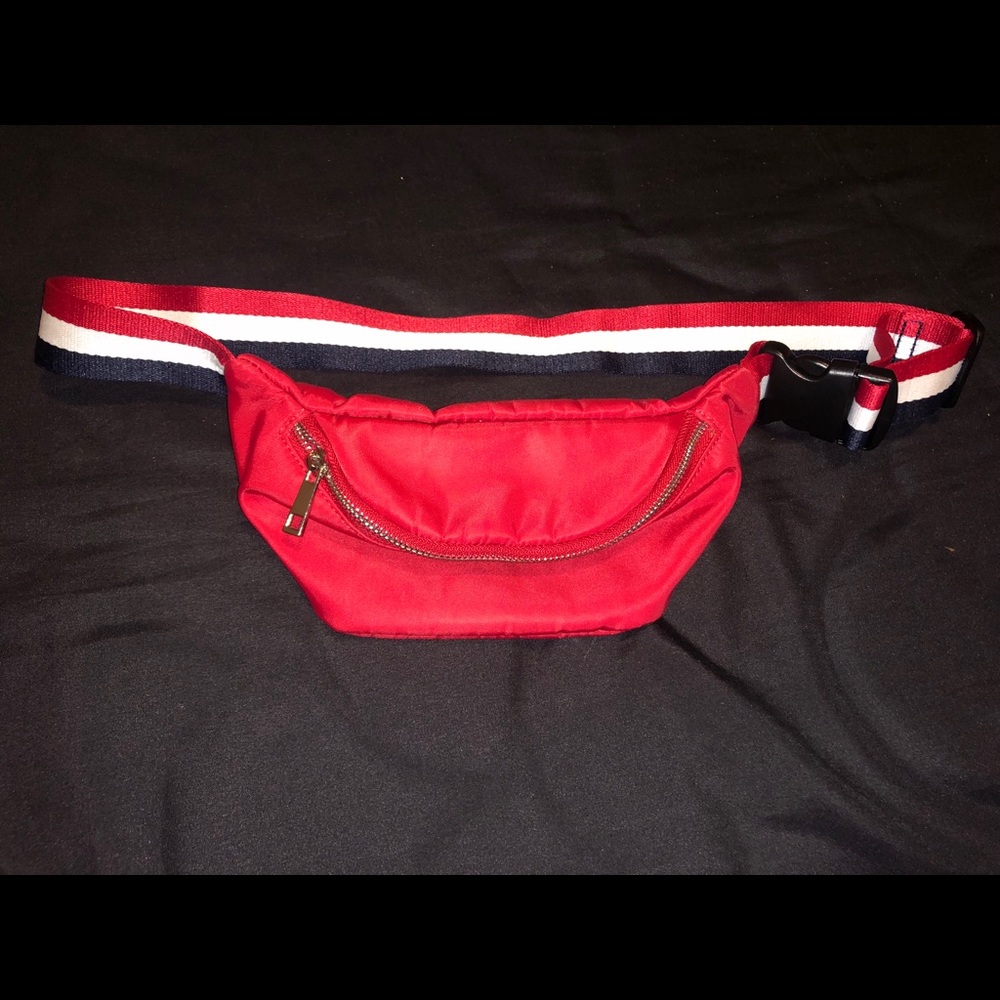 Red Fany Pack